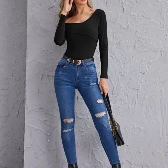 Contemporaray  Asymmetrical Neck Foldover Ribbed T - Picture 6 of 8